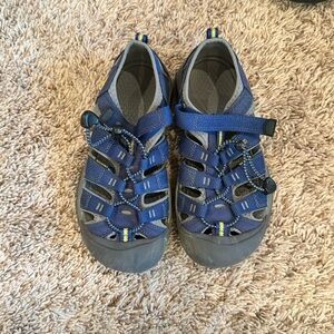 Keen water shoes